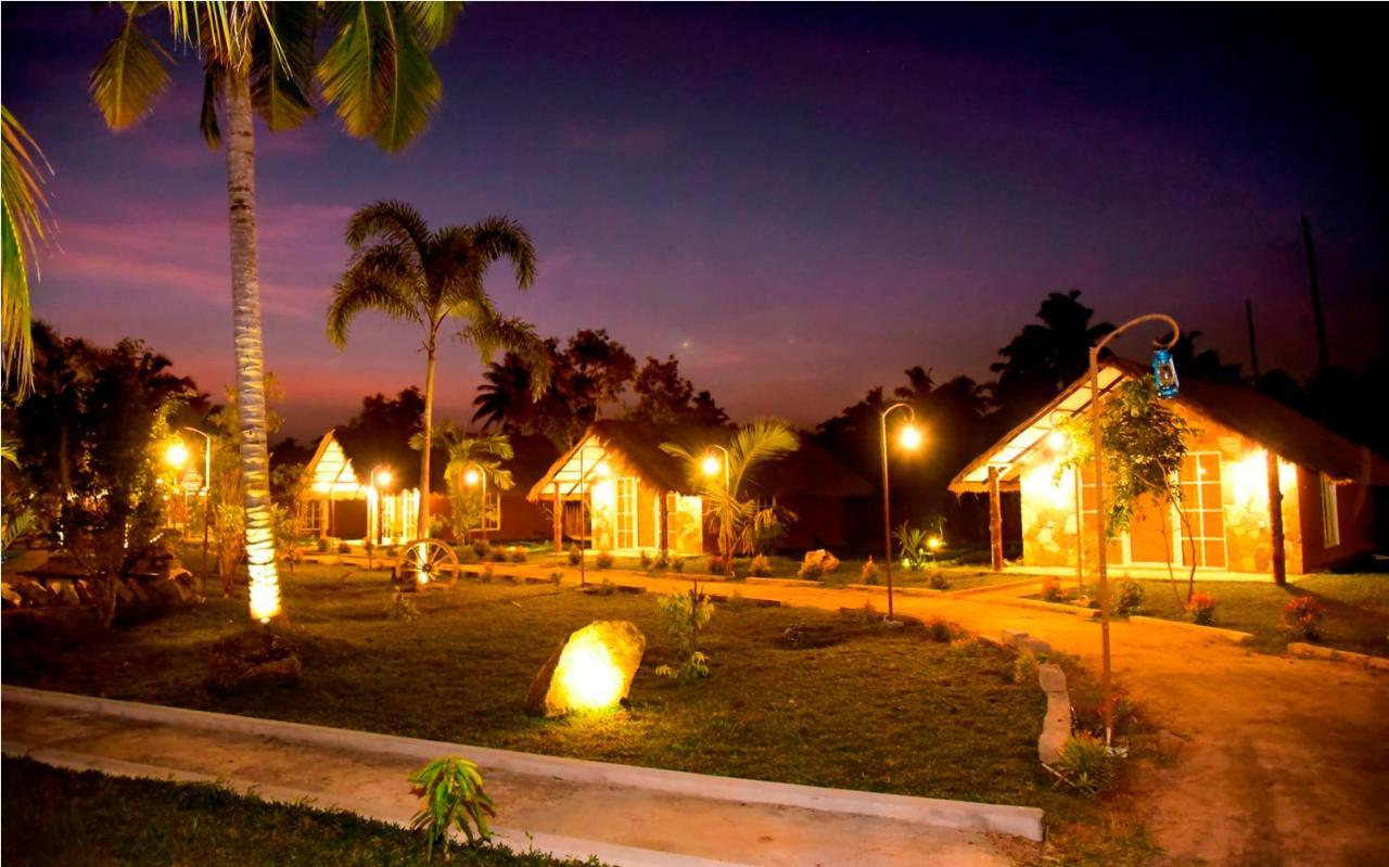 Coco Village Hotel Chilaw Bangadeniya Exterior foto