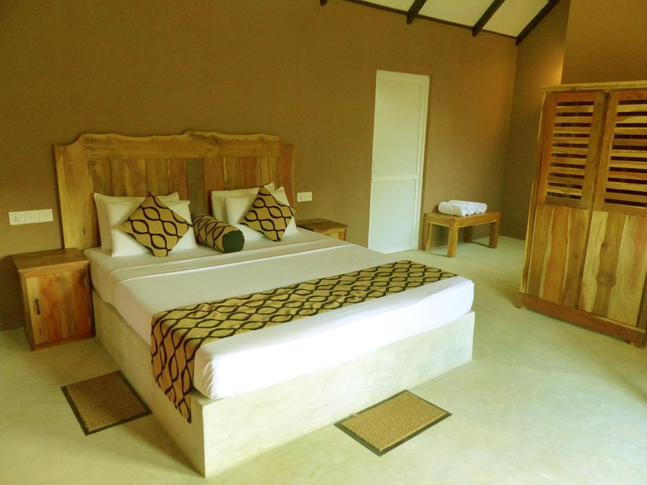 Coco Village Hotel Chilaw Bangadeniya Exterior foto